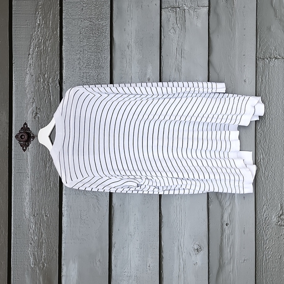 TORRID White Black Stripe Open Front Cardigan Sweater sz 3X Women's Plus - Picture 7 of 9